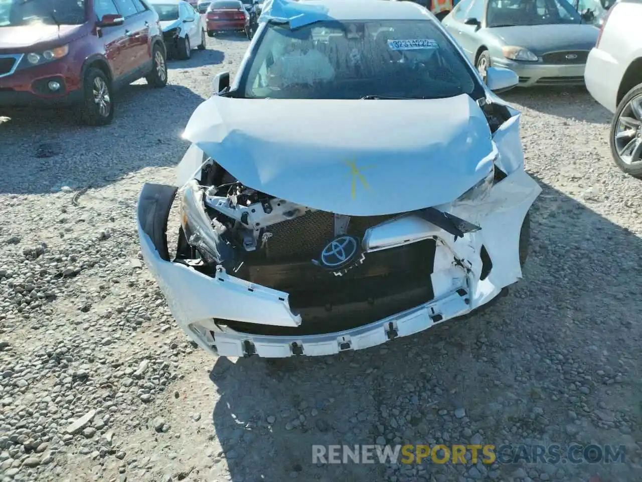 7 Photograph of a damaged car 5YFBURHE8KP939441 TOYOTA COROLLA 2019