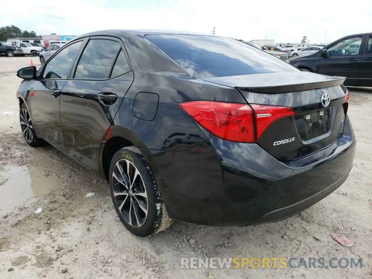 3 Photograph of a damaged car 5YFBURHE8KP939701 TOYOTA COROLLA 2019