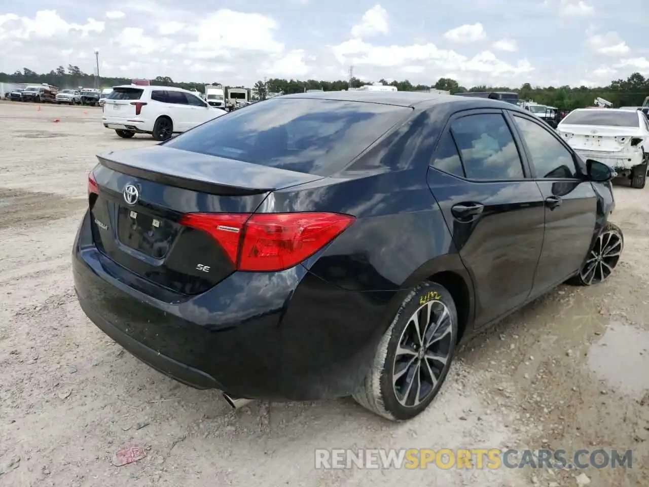 4 Photograph of a damaged car 5YFBURHE8KP939701 TOYOTA COROLLA 2019