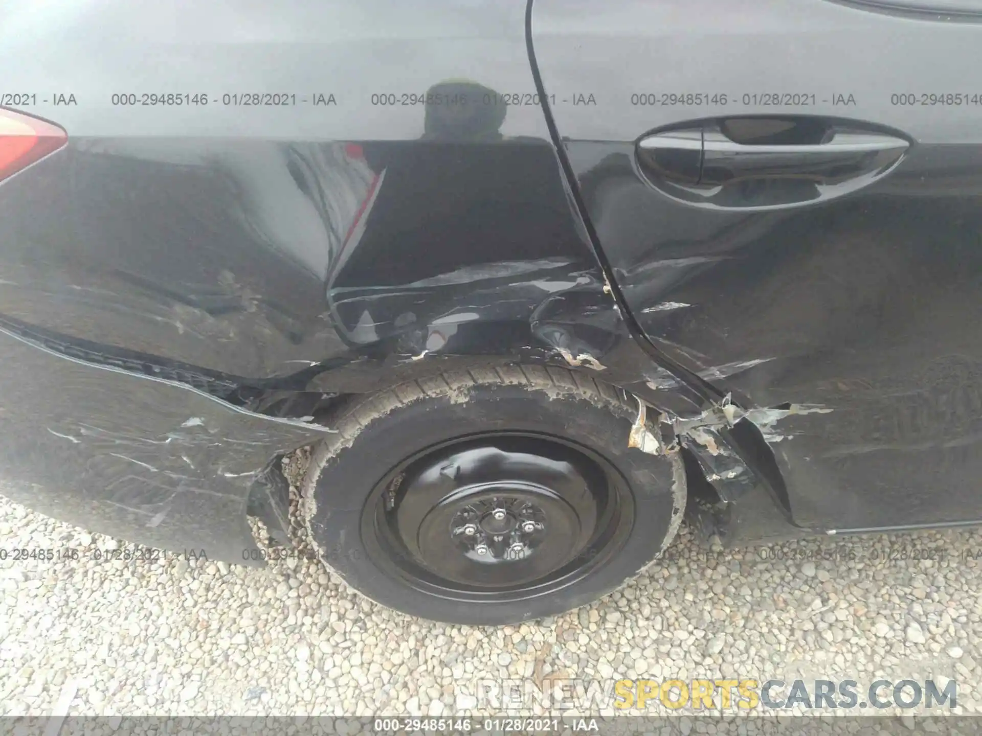 6 Photograph of a damaged car 5YFBURHE8KP939861 TOYOTA COROLLA 2019