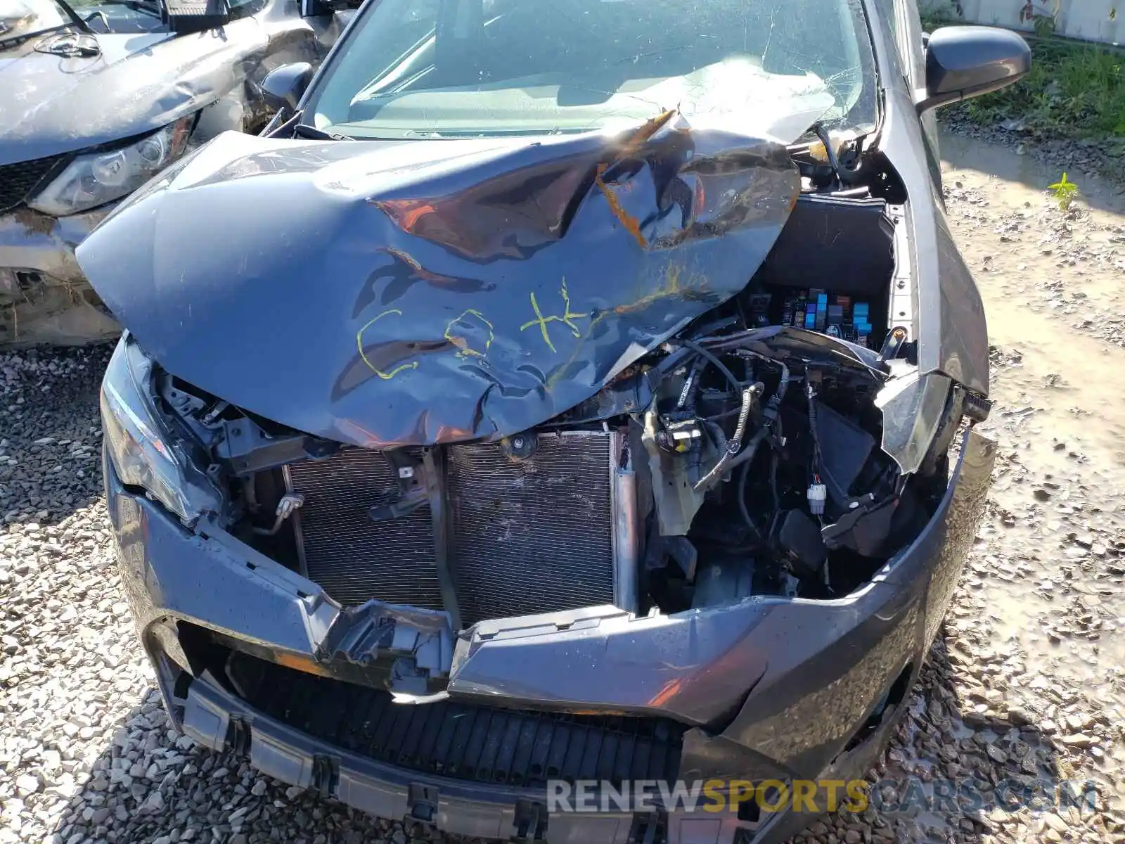 9 Photograph of a damaged car 5YFBURHE8KP940251 TOYOTA COROLLA 2019