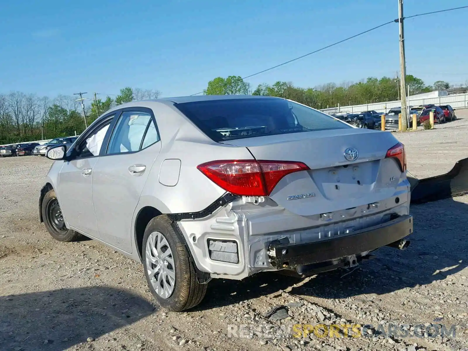 3 Photograph of a damaged car 5YFBURHE8KP940539 TOYOTA COROLLA 2019