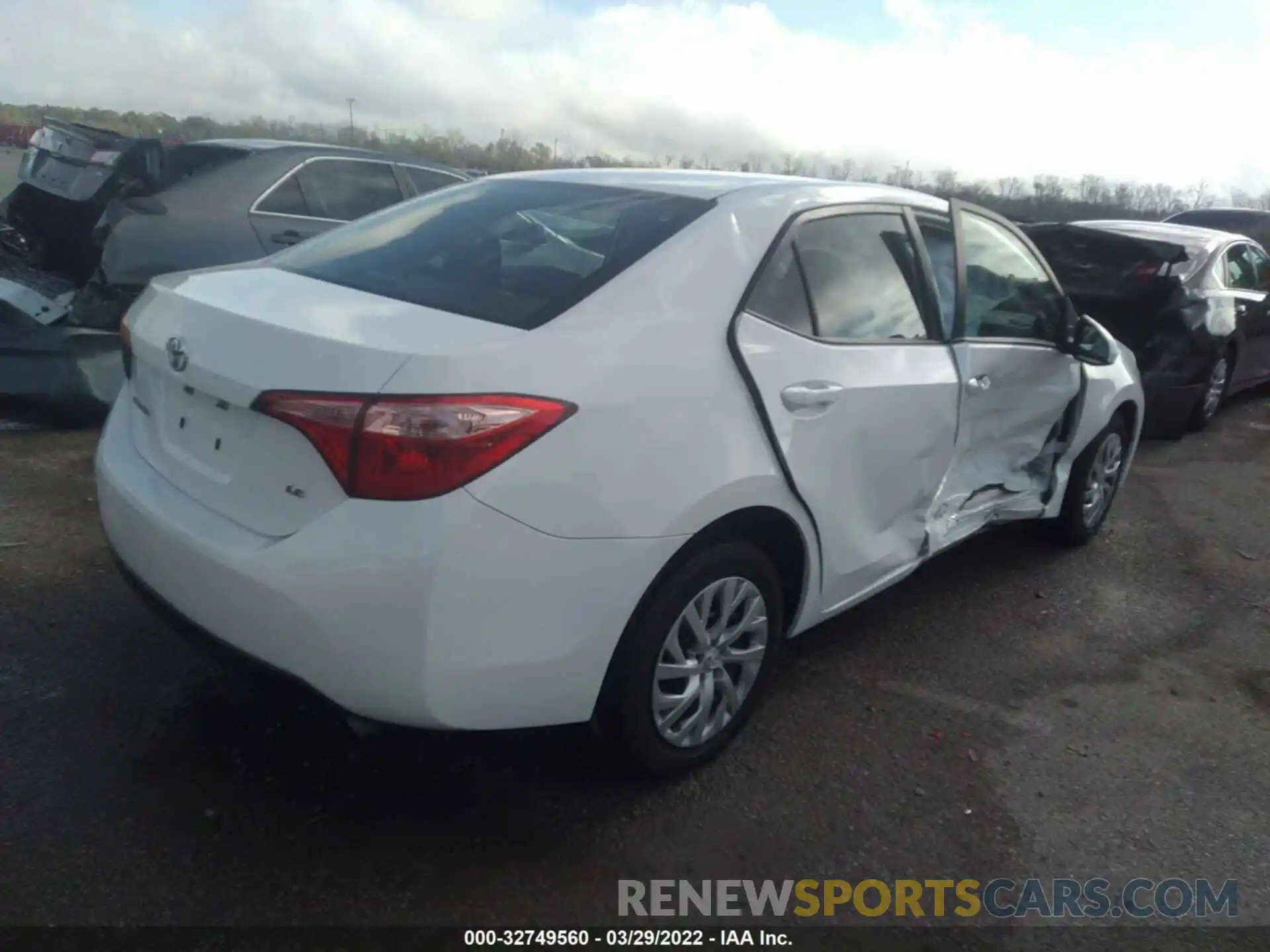 4 Photograph of a damaged car 5YFBURHE8KP941108 TOYOTA COROLLA 2019