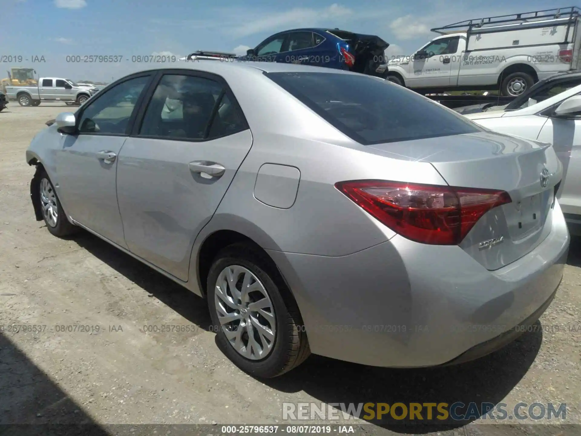 3 Photograph of a damaged car 5YFBURHE8KP941318 TOYOTA COROLLA 2019