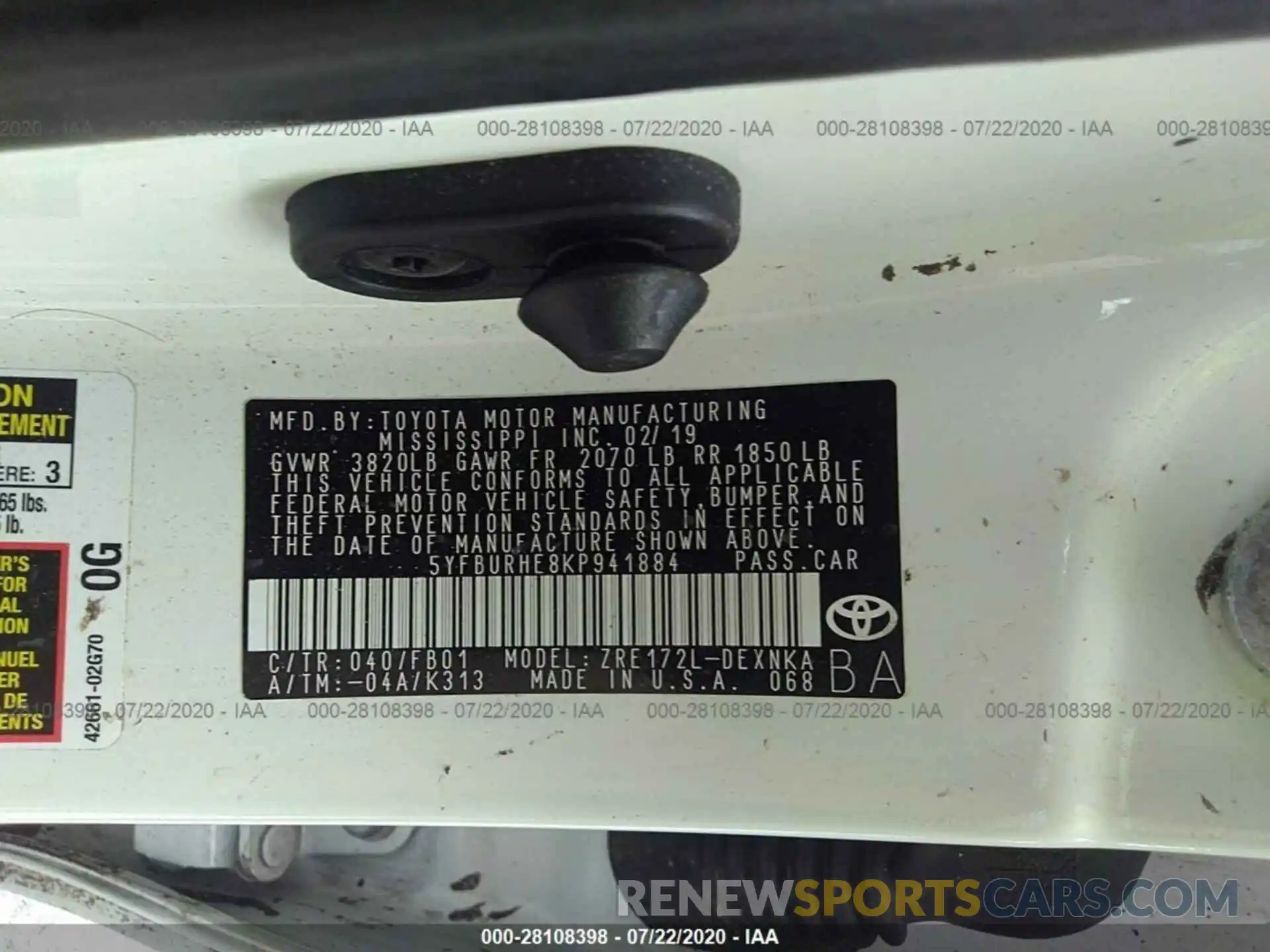 9 Photograph of a damaged car 5YFBURHE8KP941884 TOYOTA COROLLA 2019