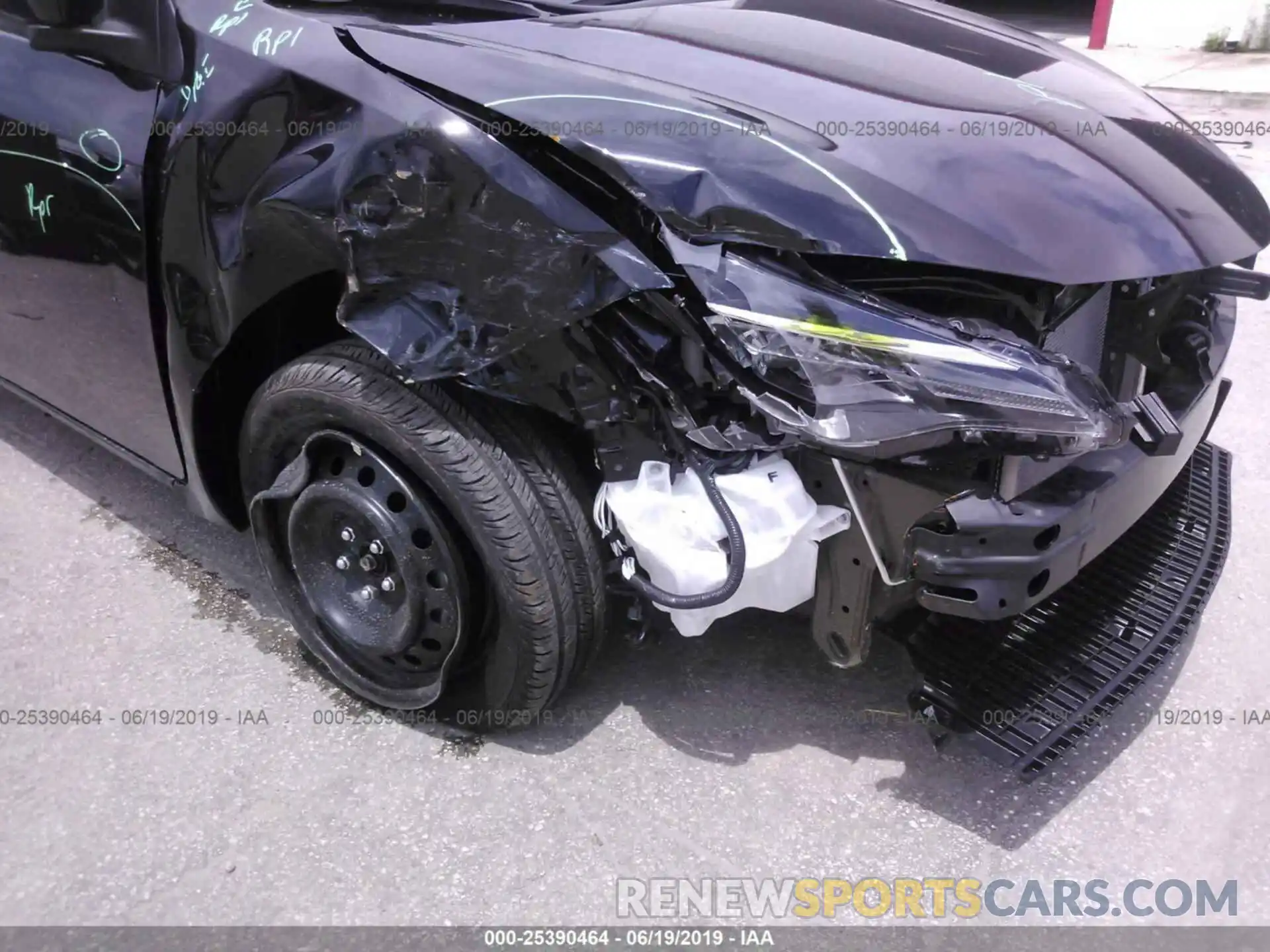 6 Photograph of a damaged car 5YFBURHE8KP942839 TOYOTA COROLLA 2019