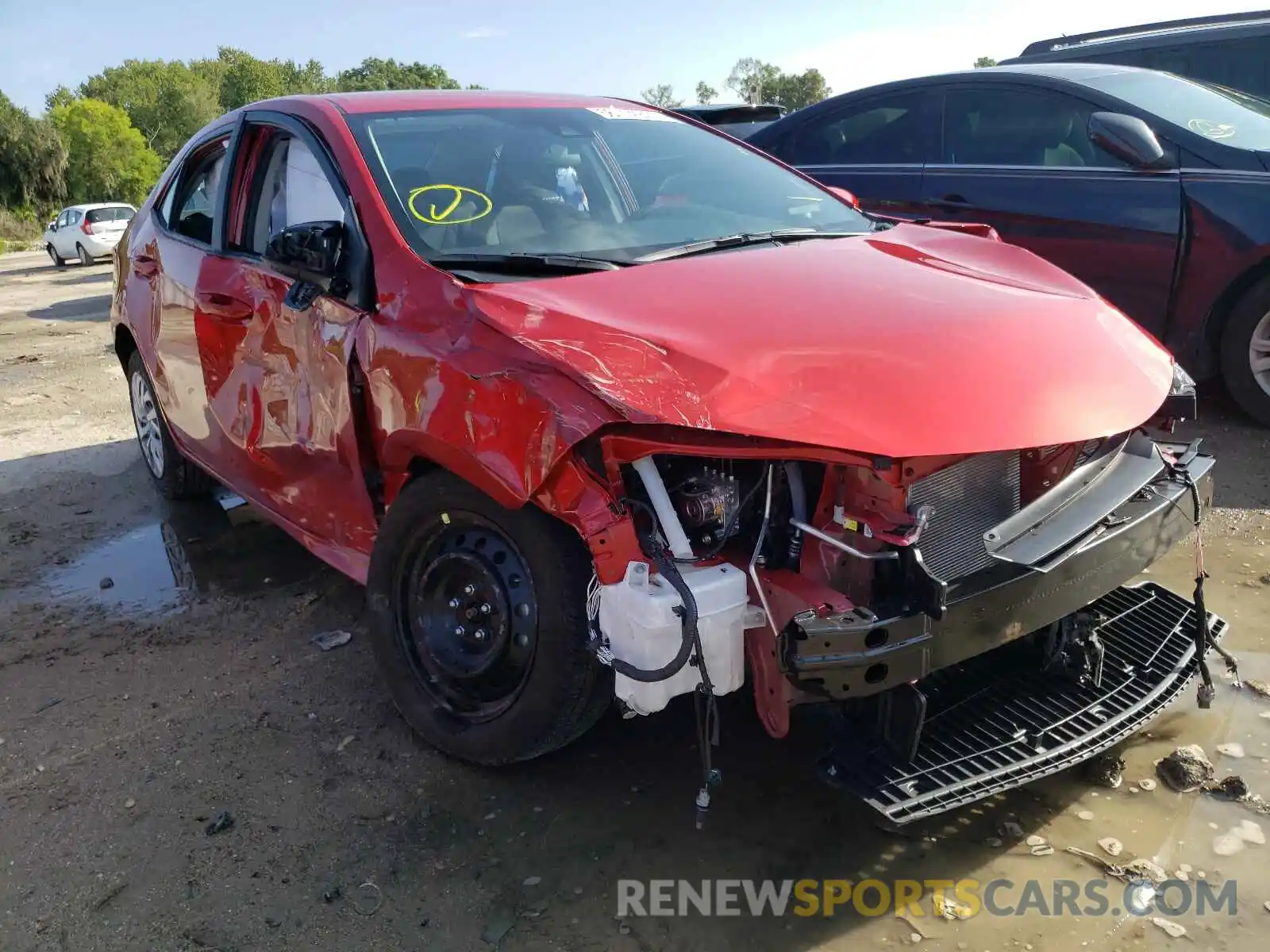 1 Photograph of a damaged car 5YFBURHE8KP943652 TOYOTA COROLLA 2019