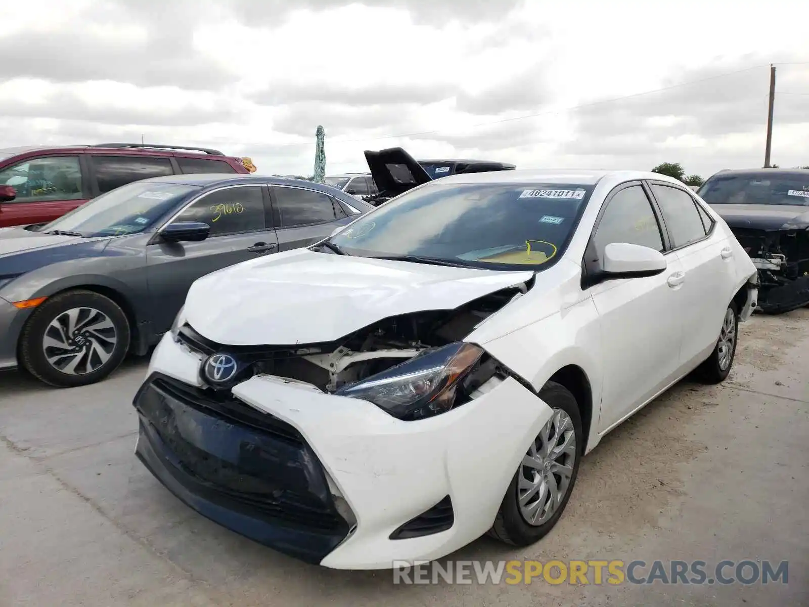 2 Photograph of a damaged car 5YFBURHE8KP943828 TOYOTA COROLLA 2019