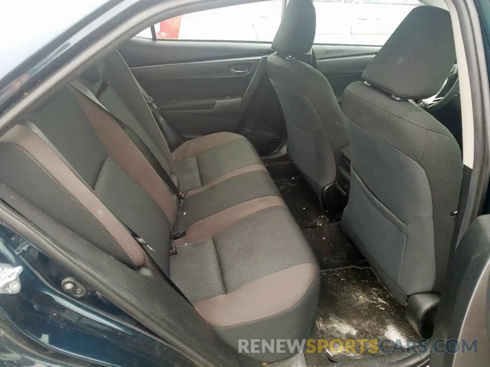 6 Photograph of a damaged car 5YFBURHE8KP944560 TOYOTA COROLLA 2019