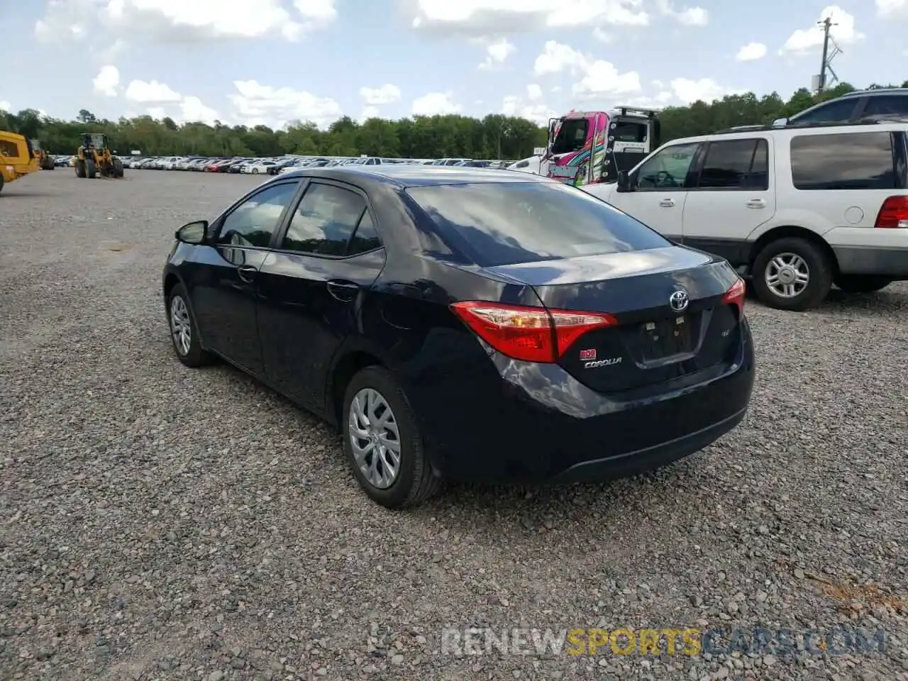 3 Photograph of a damaged car 5YFBURHE8KP945627 TOYOTA COROLLA 2019