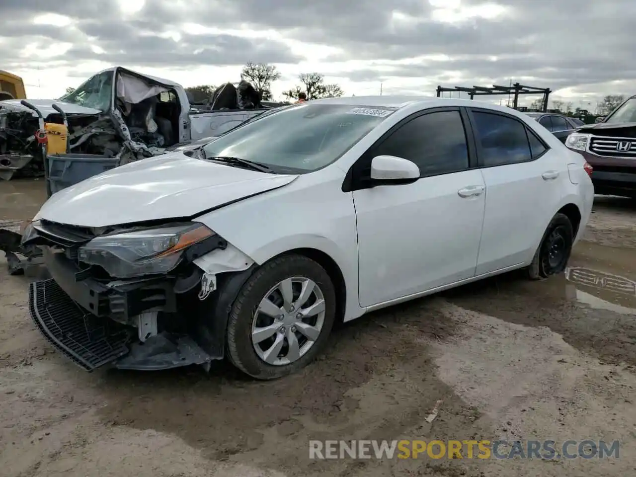 1 Photograph of a damaged car 5YFBURHE8KP945661 TOYOTA COROLLA 2019