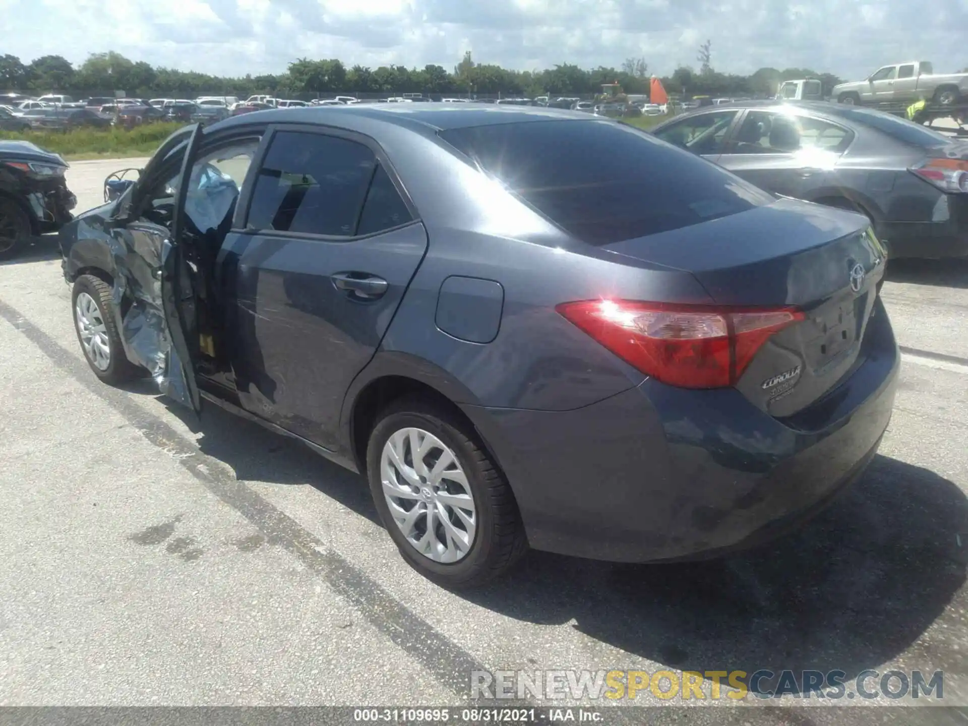 3 Photograph of a damaged car 5YFBURHE8KP945675 TOYOTA COROLLA 2019