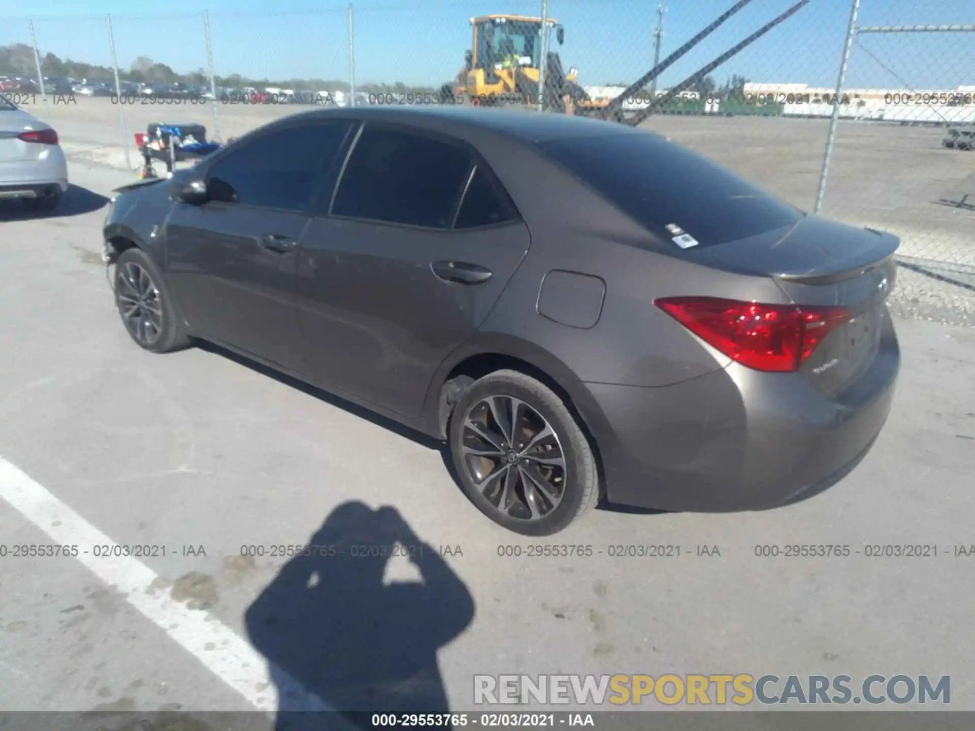 3 Photograph of a damaged car 5YFBURHE8KP946986 TOYOTA COROLLA 2019