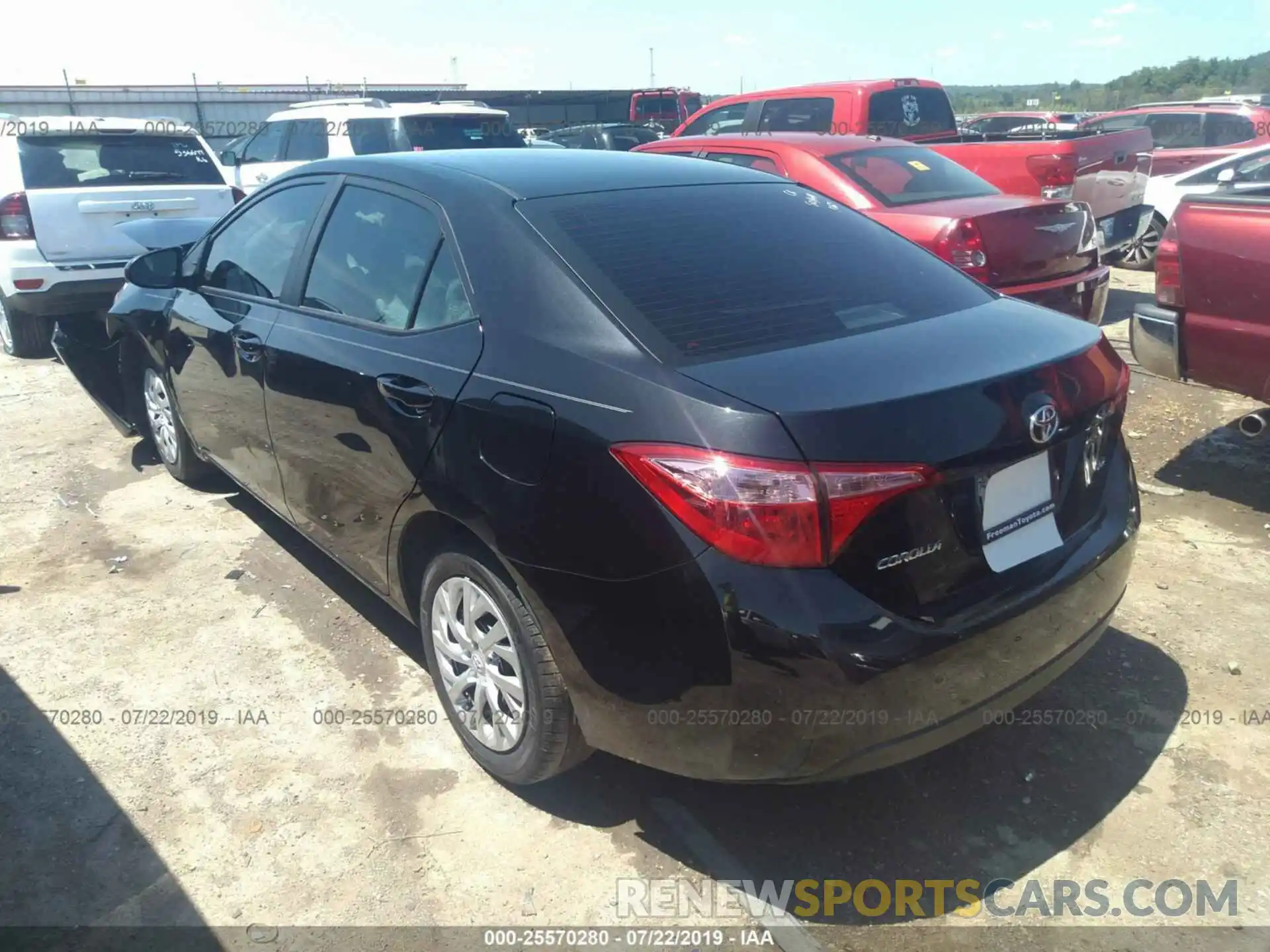 3 Photograph of a damaged car 5YFBURHE8KP947667 TOYOTA COROLLA 2019