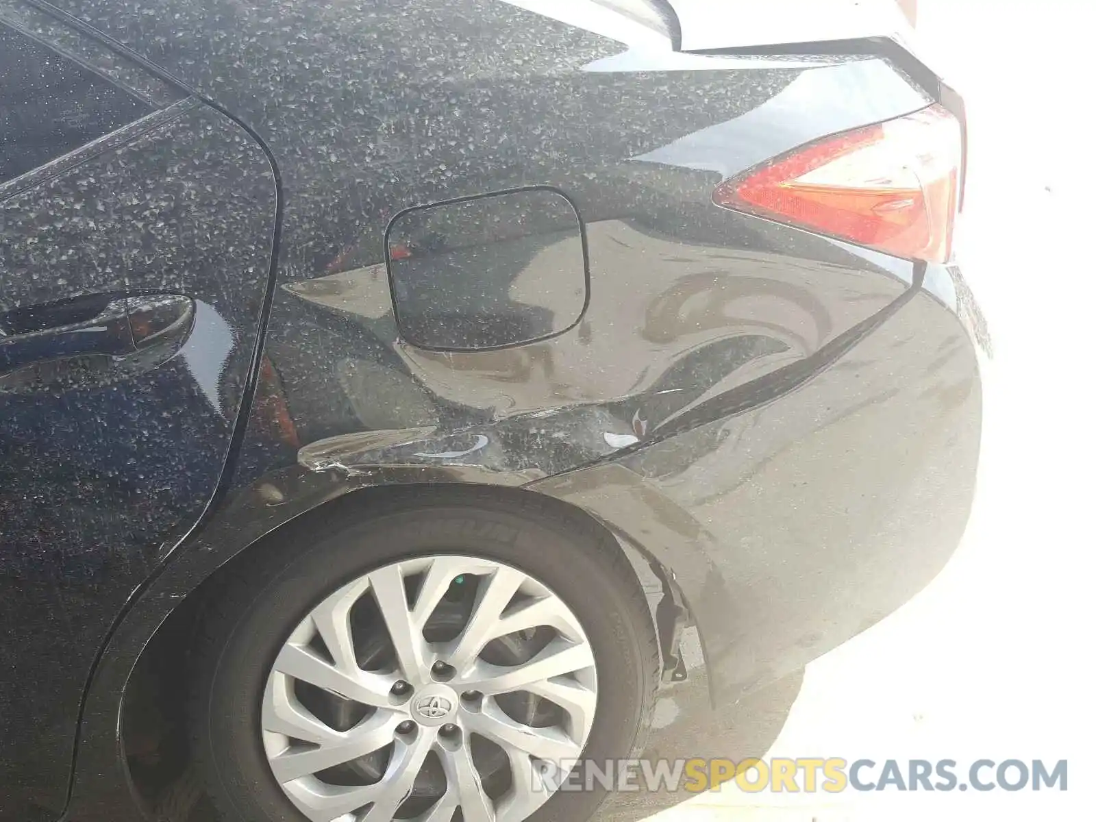 9 Photograph of a damaged car 5YFBURHE8KP947748 TOYOTA COROLLA 2019