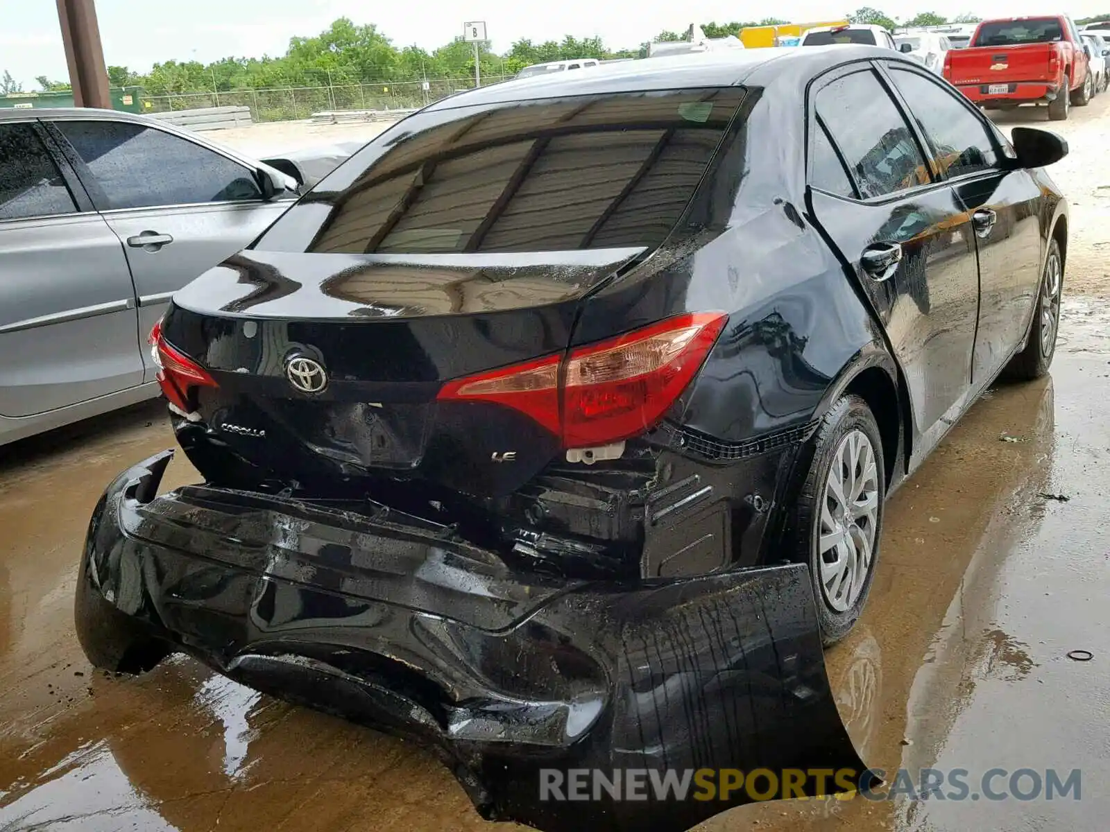 4 Photograph of a damaged car 5YFBURHE8KP948866 TOYOTA COROLLA 2019