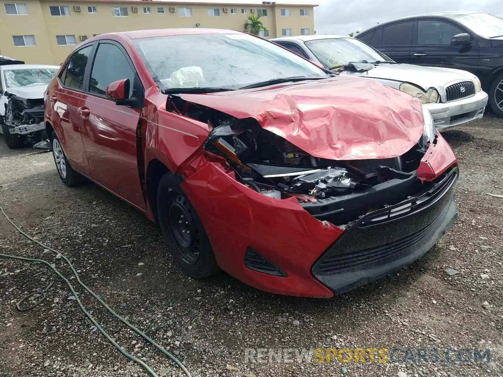 1 Photograph of a damaged car 5YFBURHE8KP949659 TOYOTA COROLLA 2019