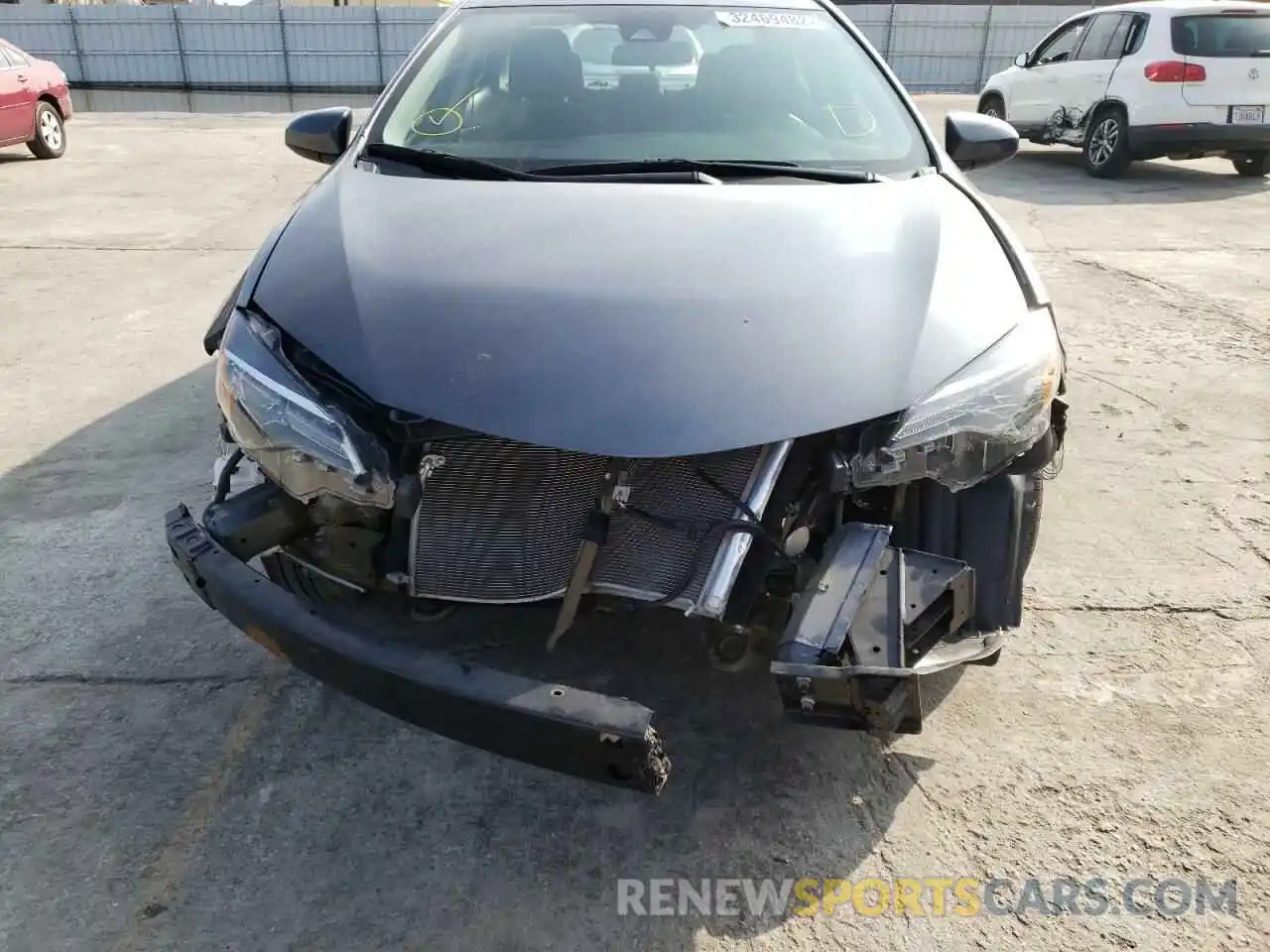 9 Photograph of a damaged car 5YFBURHE8KP949712 TOYOTA COROLLA 2019