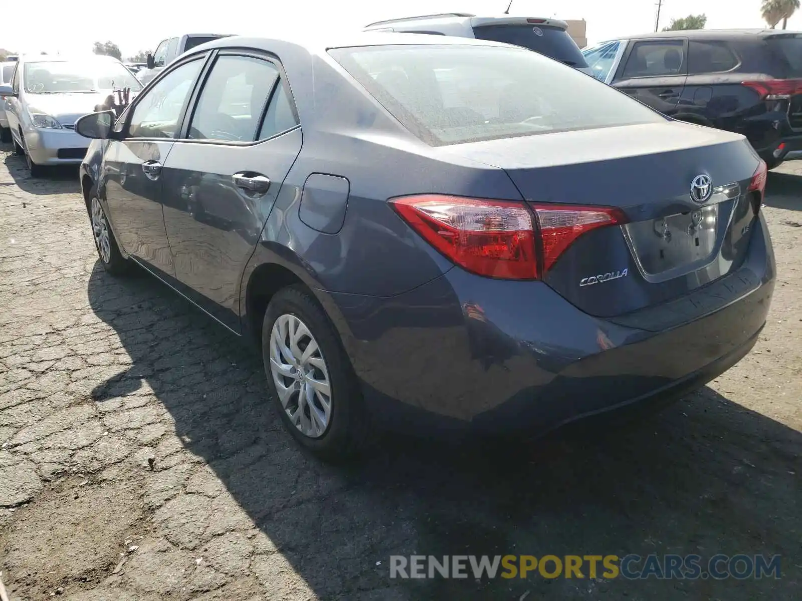 3 Photograph of a damaged car 5YFBURHE8KP949810 TOYOTA COROLLA 2019