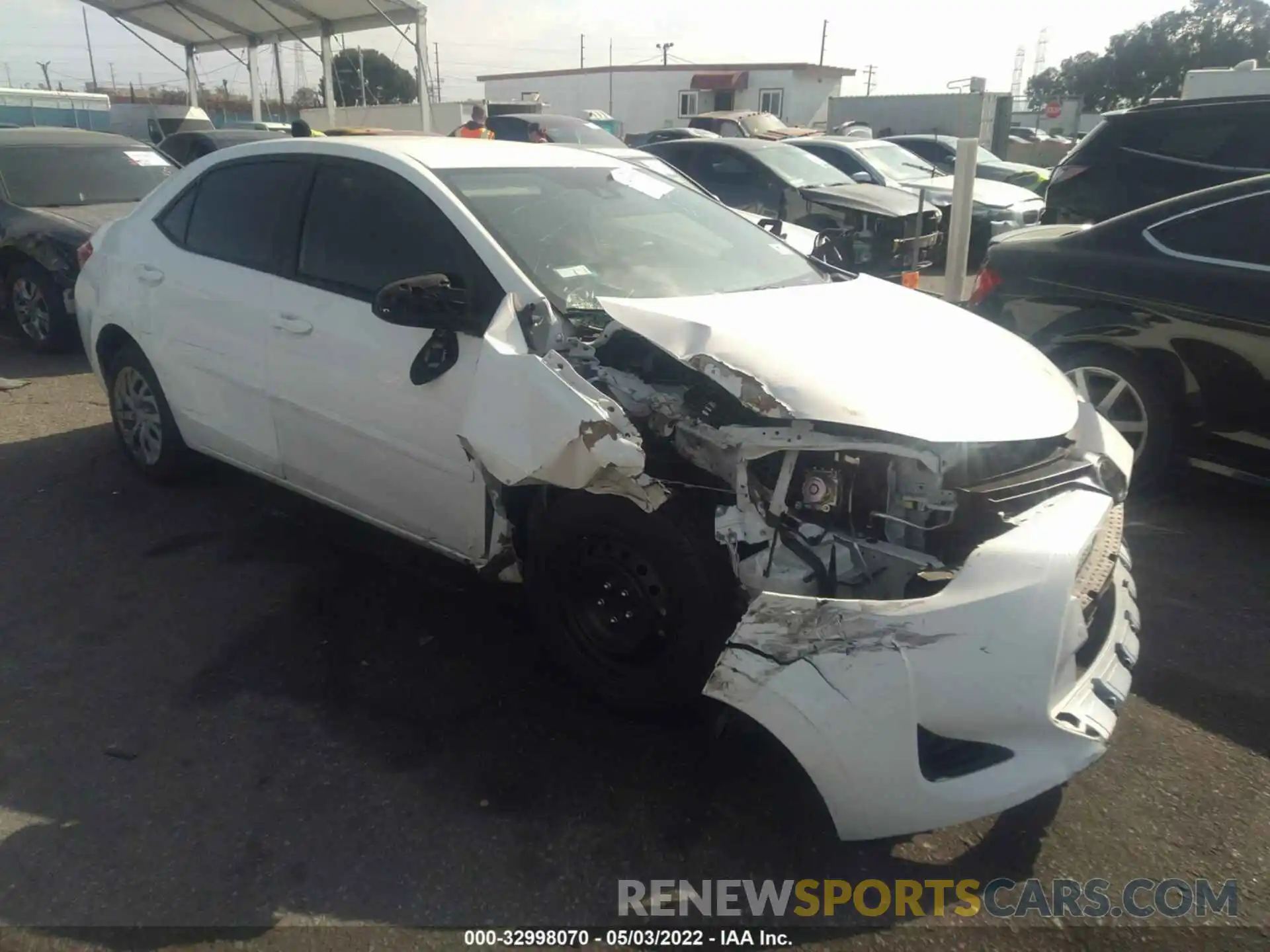 1 Photograph of a damaged car 5YFBURHE9KP859291 TOYOTA COROLLA 2019