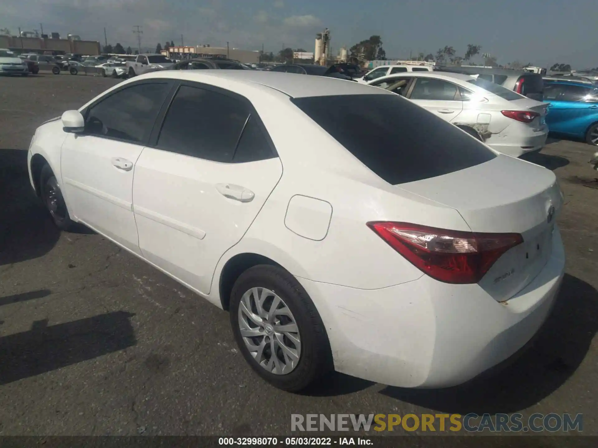 3 Photograph of a damaged car 5YFBURHE9KP859291 TOYOTA COROLLA 2019