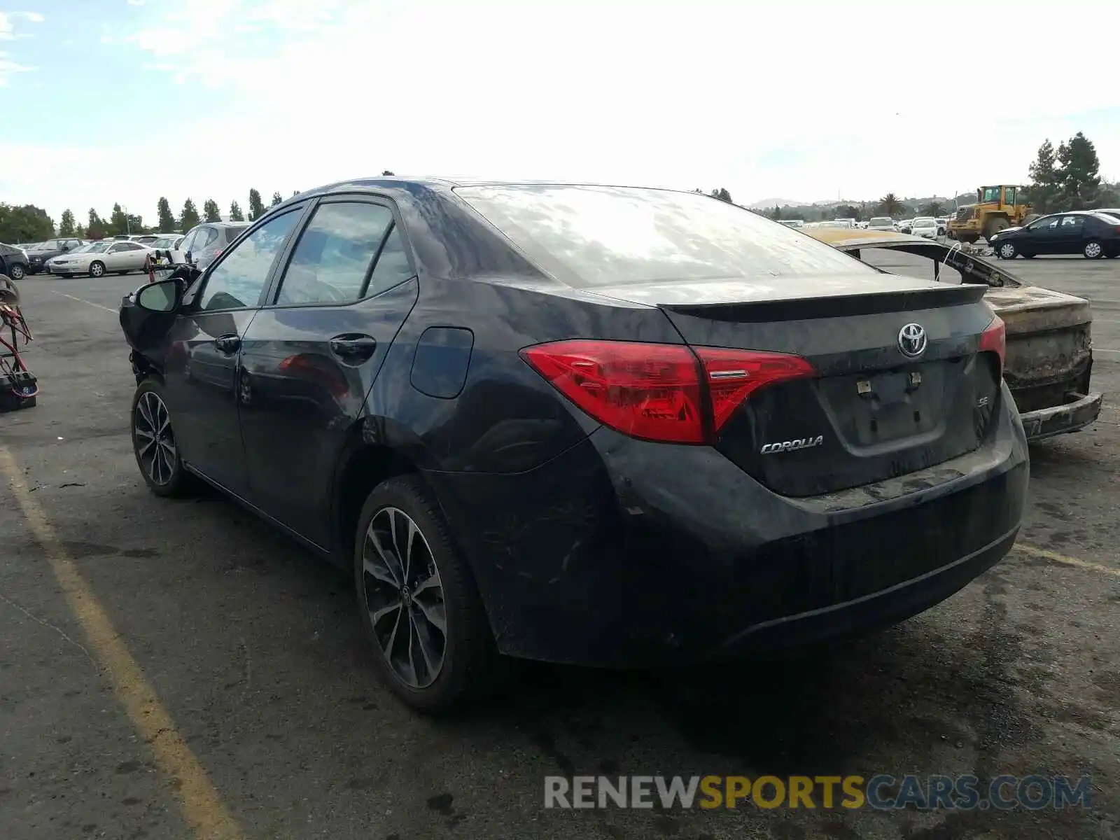 3 Photograph of a damaged car 5YFBURHE9KP859792 TOYOTA COROLLA 2019