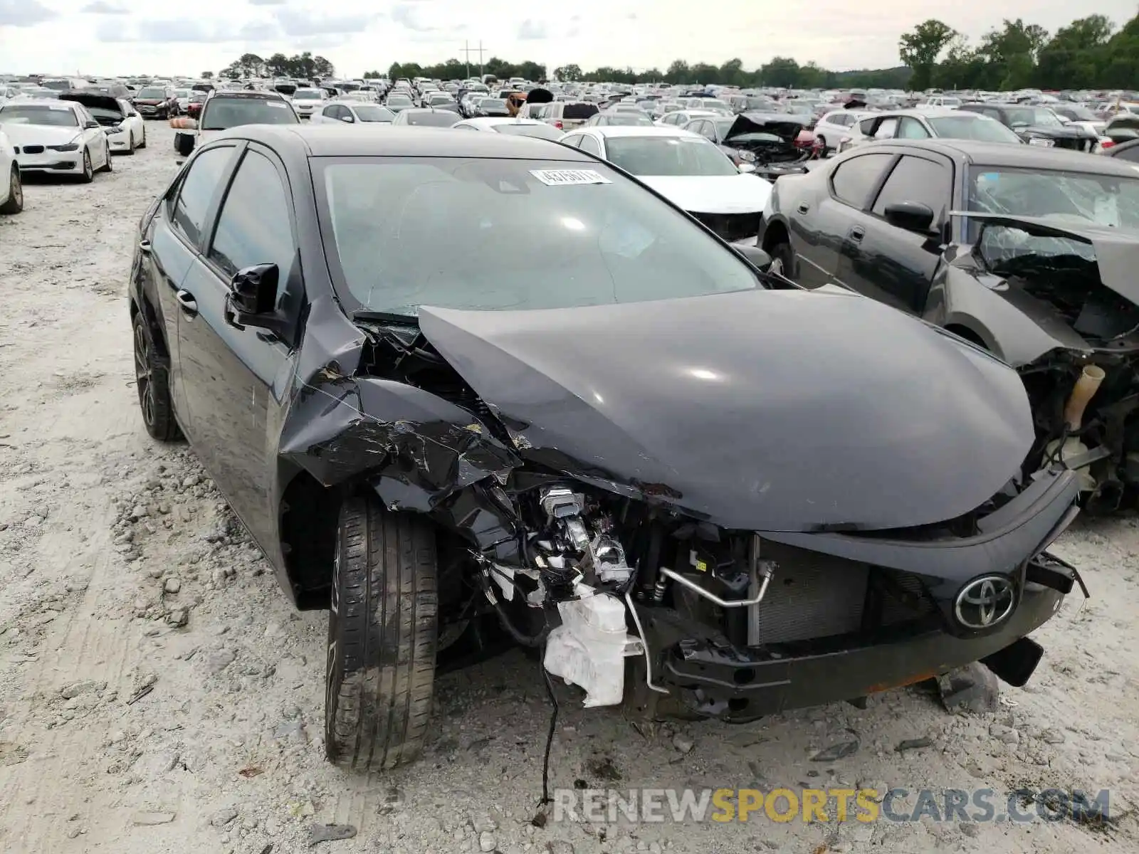 1 Photograph of a damaged car 5YFBURHE9KP861834 TOYOTA COROLLA 2019