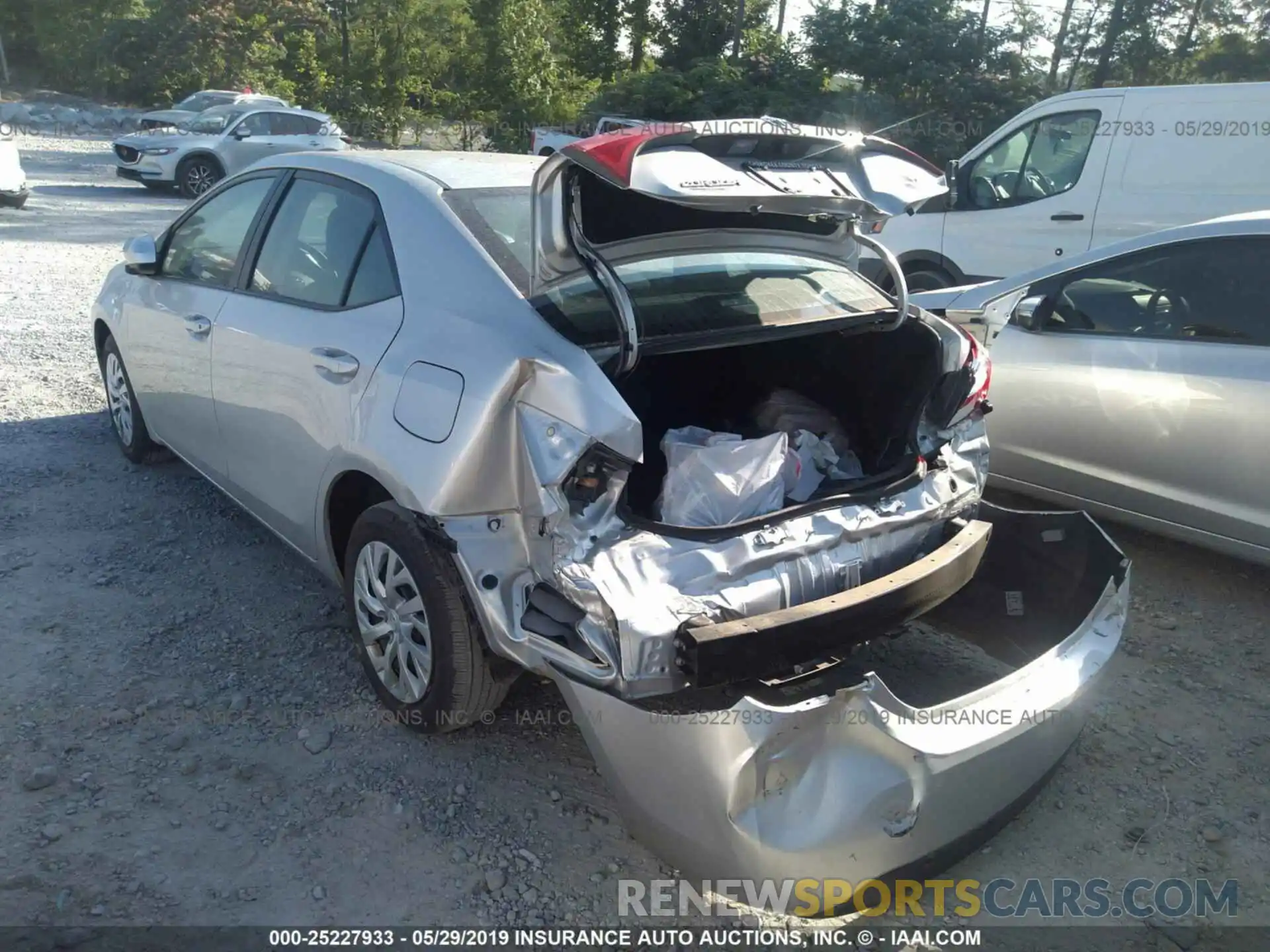 3 Photograph of a damaged car 5YFBURHE9KP861932 TOYOTA COROLLA 2019