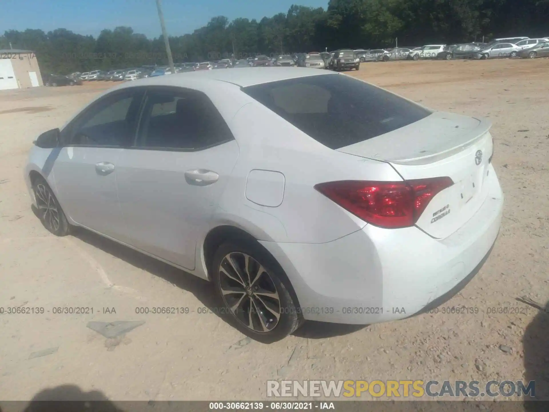 3 Photograph of a damaged car 5YFBURHE9KP862756 TOYOTA COROLLA 2019