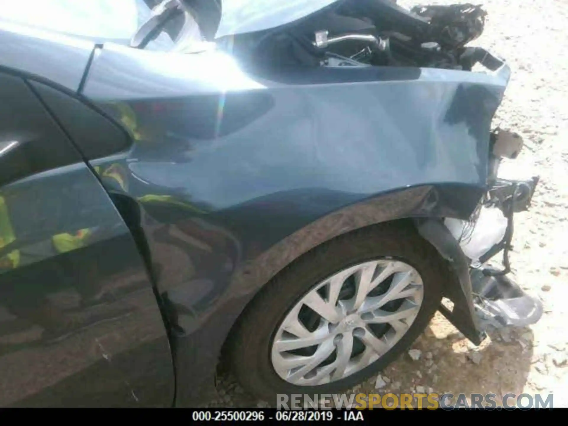 3 Photograph of a damaged car 5YFBURHE9KP863292 TOYOTA COROLLA 2019