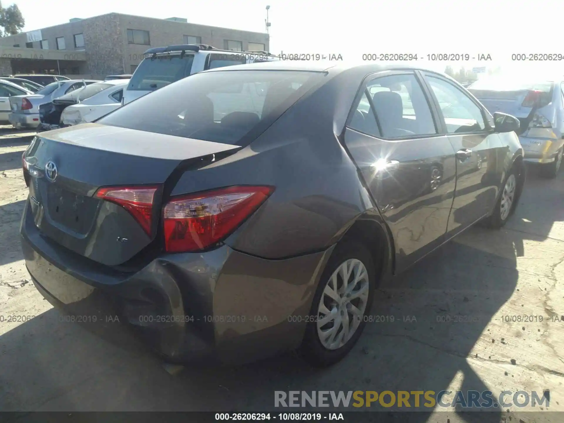 4 Photograph of a damaged car 5YFBURHE9KP863731 TOYOTA COROLLA 2019