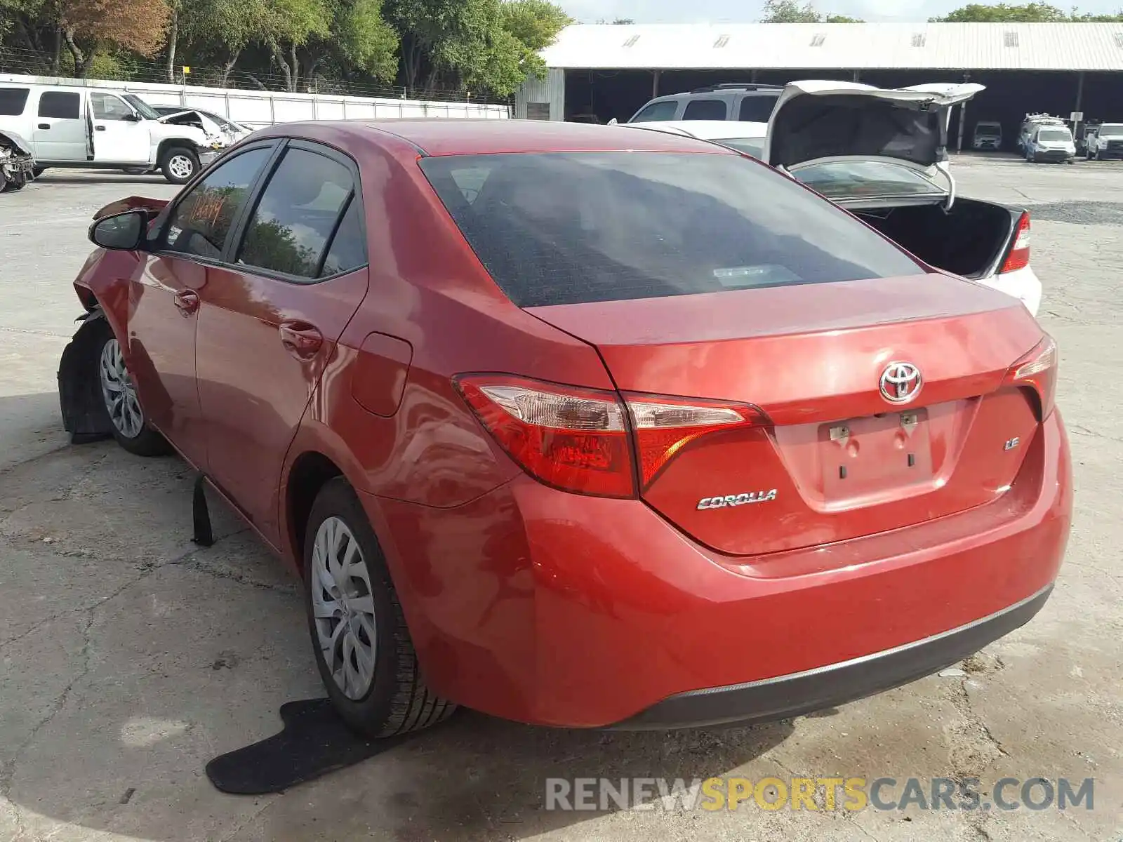 3 Photograph of a damaged car 5YFBURHE9KP863793 TOYOTA COROLLA 2019