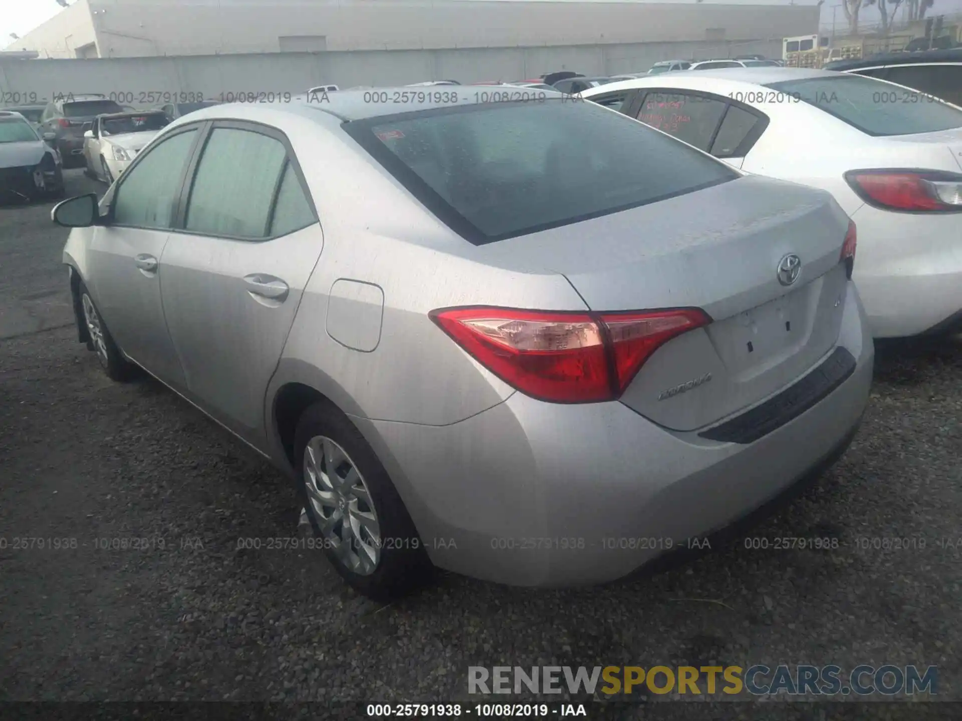 3 Photograph of a damaged car 5YFBURHE9KP863826 TOYOTA COROLLA 2019