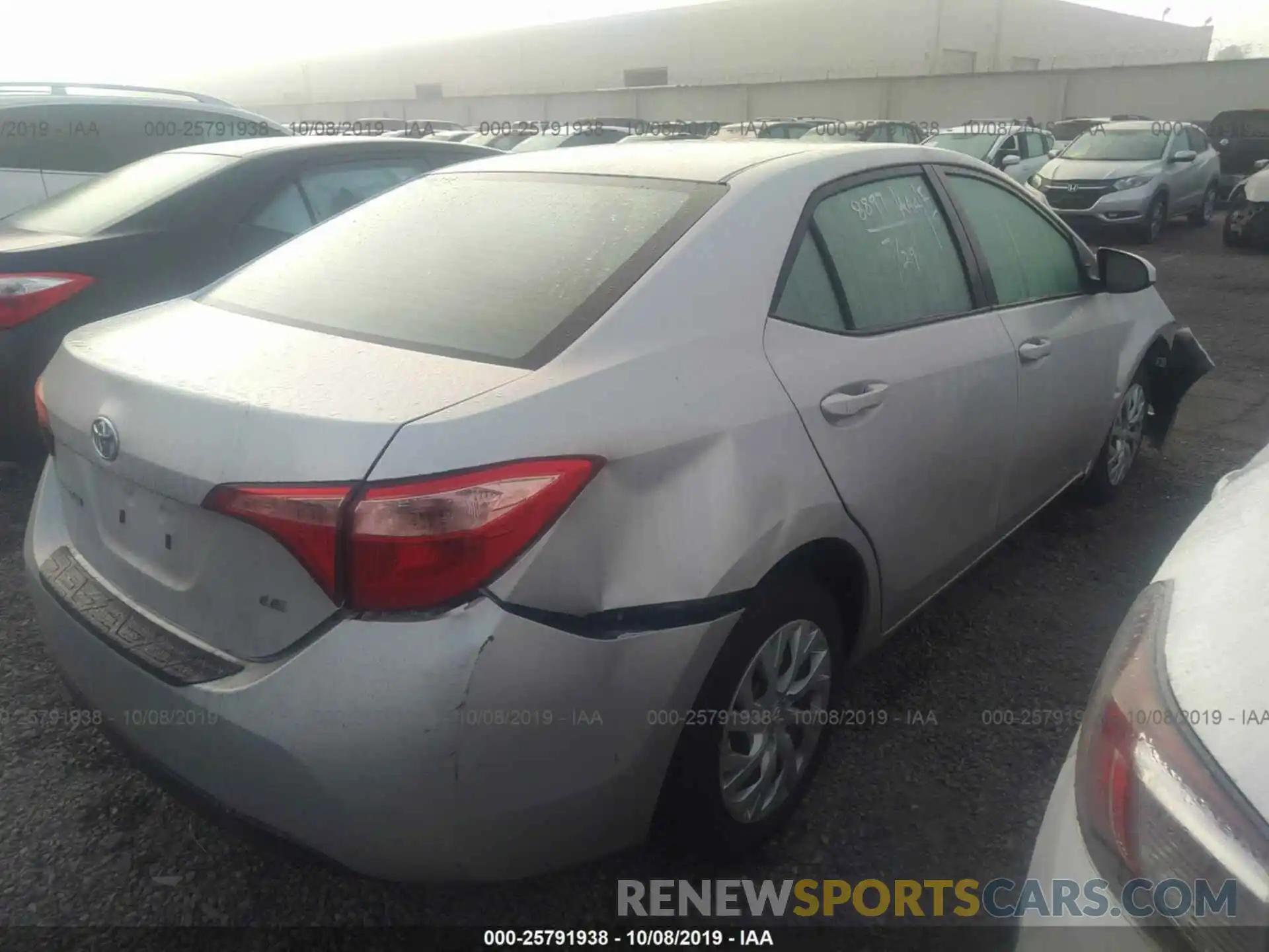 4 Photograph of a damaged car 5YFBURHE9KP863826 TOYOTA COROLLA 2019