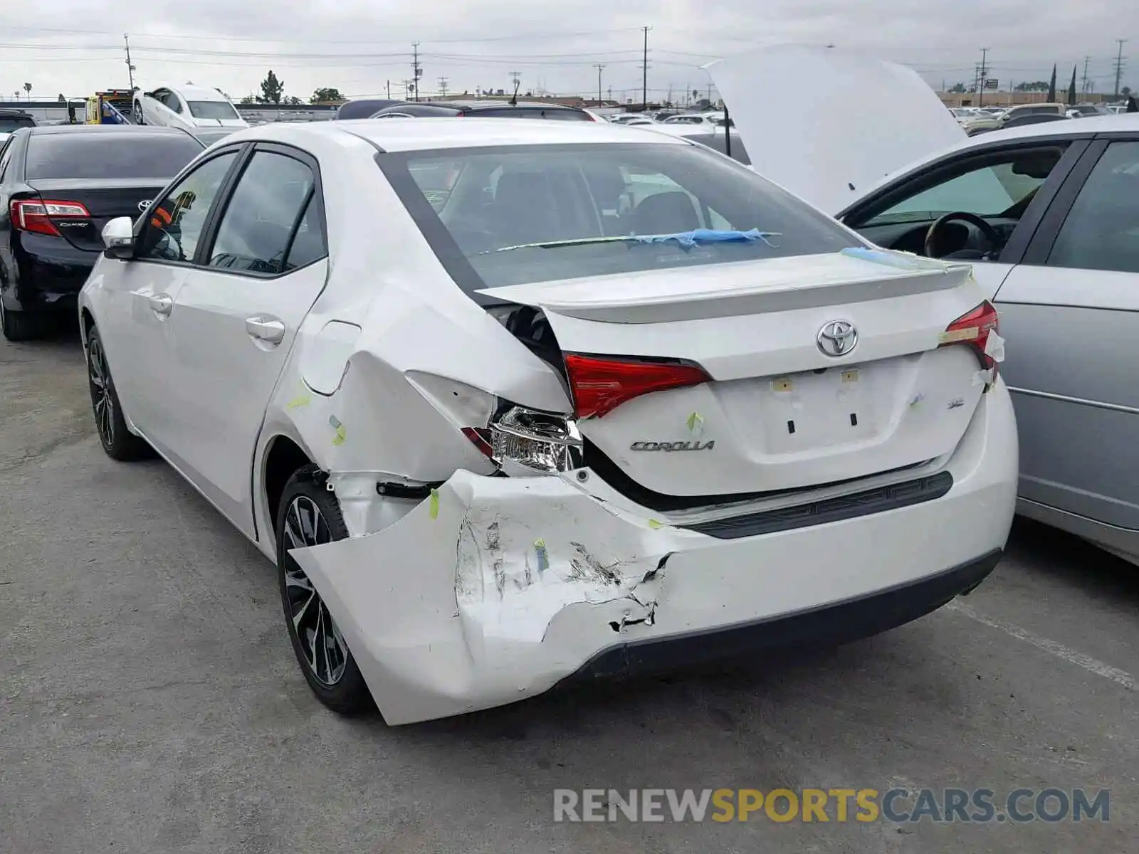 3 Photograph of a damaged car 5YFBURHE9KP863955 TOYOTA COROLLA 2019