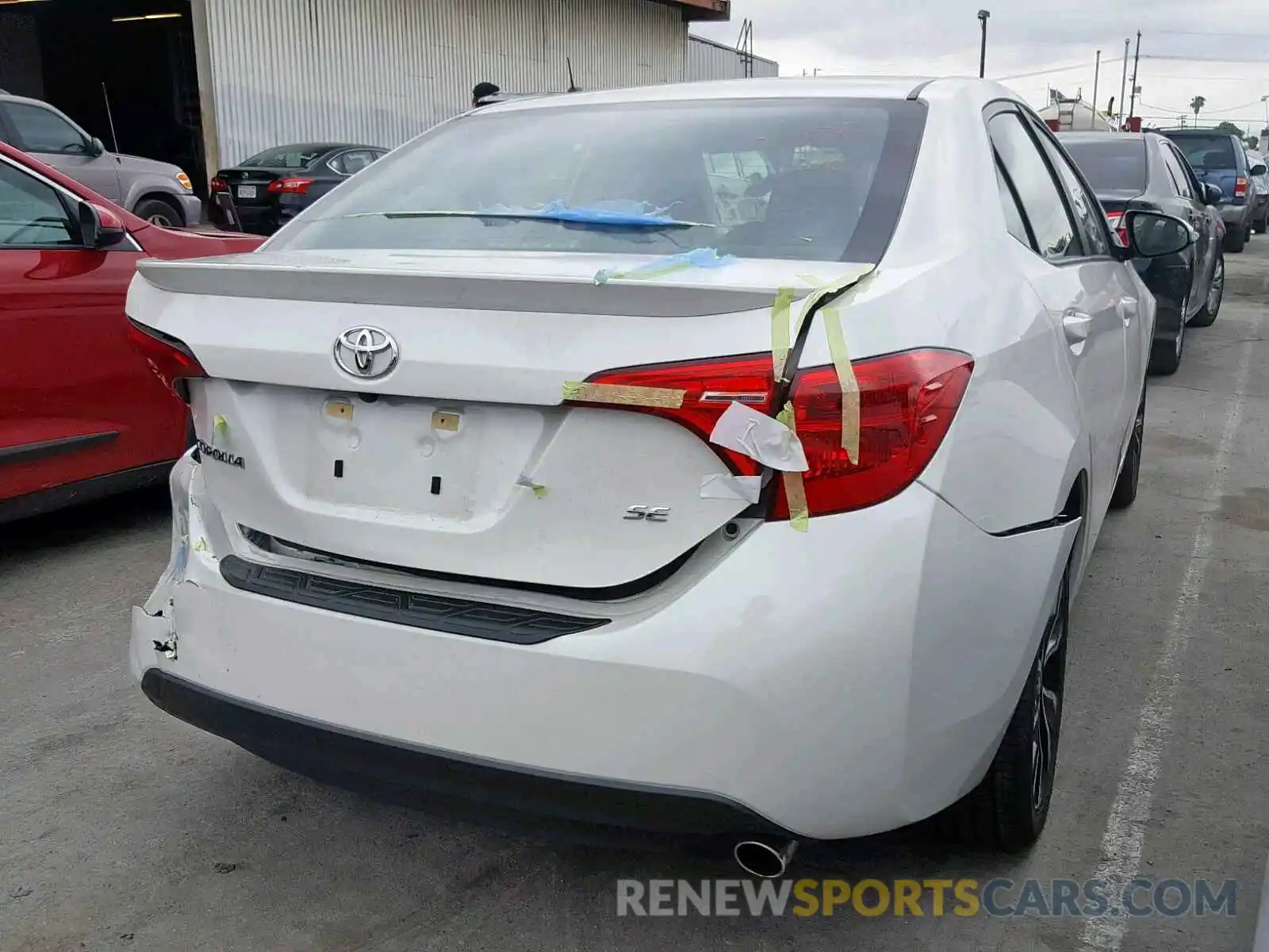 4 Photograph of a damaged car 5YFBURHE9KP863955 TOYOTA COROLLA 2019