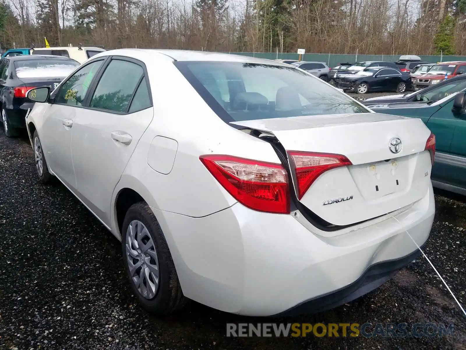 3 Photograph of a damaged car 5YFBURHE9KP865186 TOYOTA COROLLA 2019