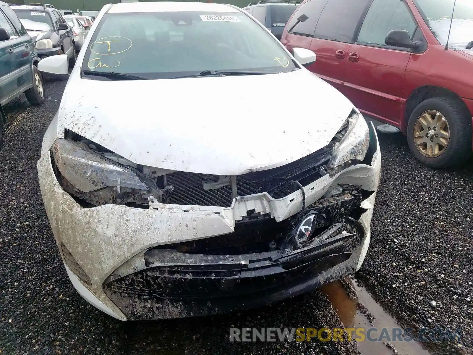 9 Photograph of a damaged car 5YFBURHE9KP865186 TOYOTA COROLLA 2019