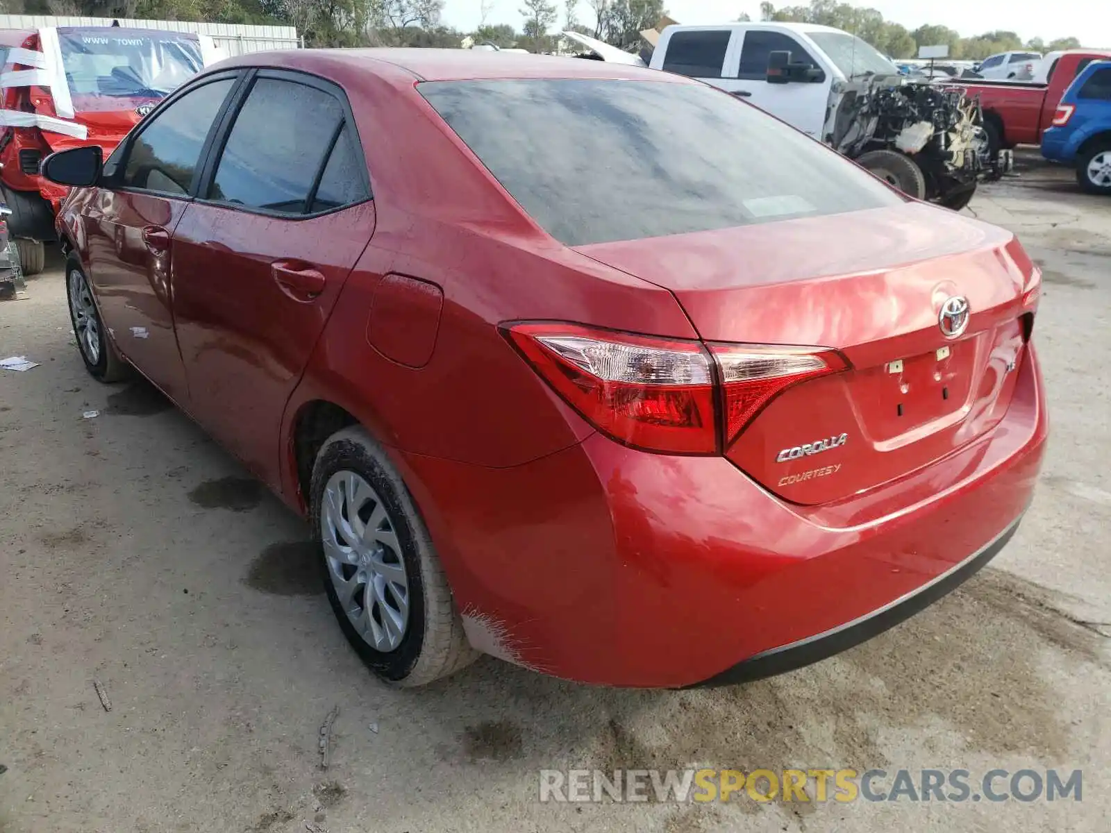 3 Photograph of a damaged car 5YFBURHE9KP865219 TOYOTA COROLLA 2019