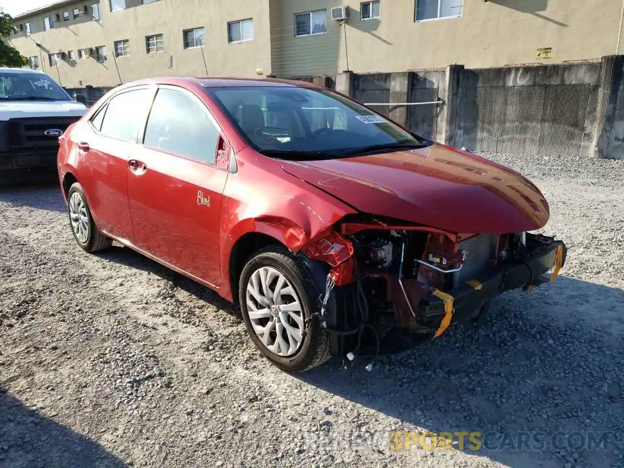 1 Photograph of a damaged car 5YFBURHE9KP865916 TOYOTA COROLLA 2019