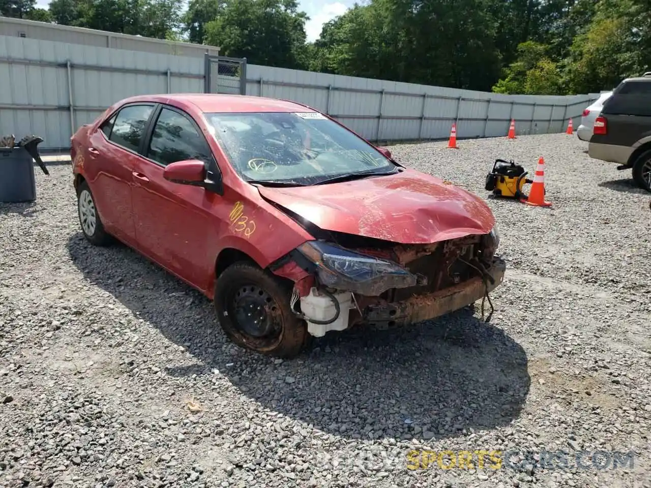 1 Photograph of a damaged car 5YFBURHE9KP865933 TOYOTA COROLLA 2019