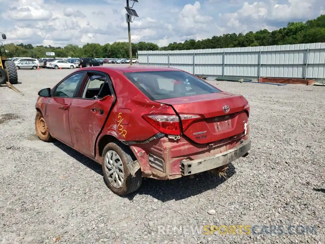 3 Photograph of a damaged car 5YFBURHE9KP865933 TOYOTA COROLLA 2019