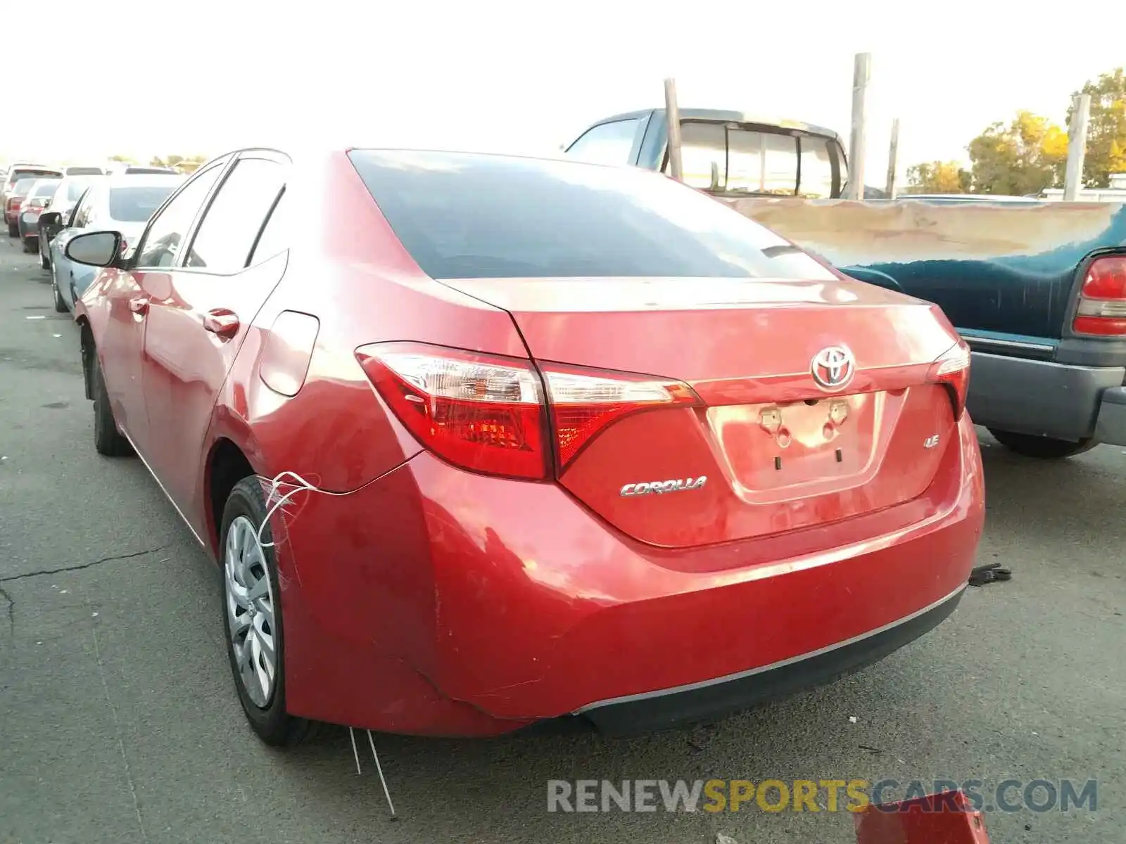 3 Photograph of a damaged car 5YFBURHE9KP866192 TOYOTA COROLLA 2019