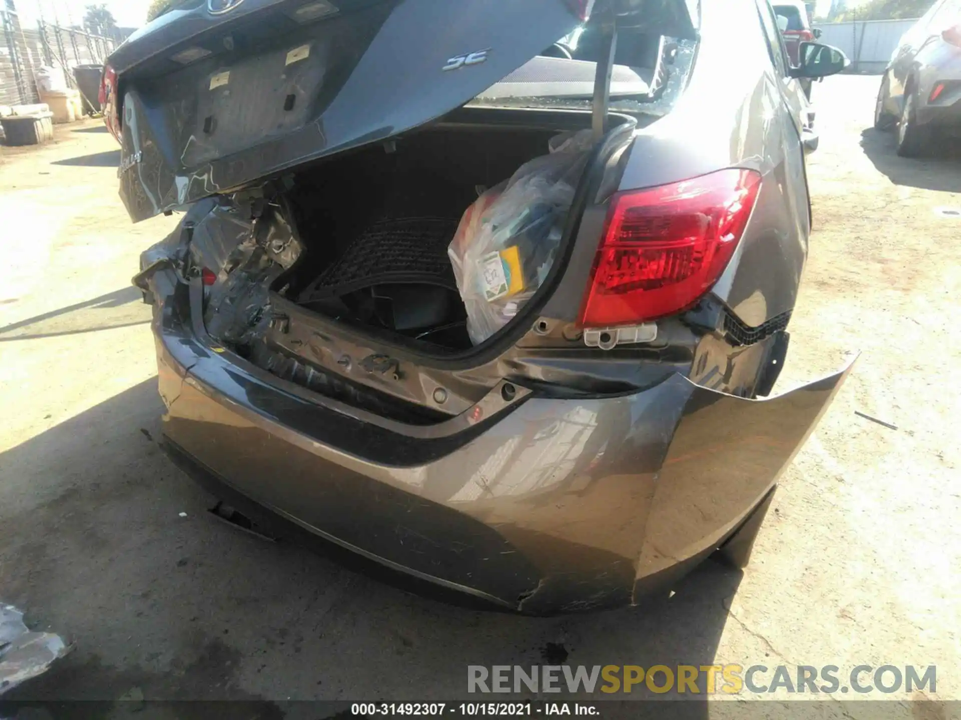 12 Photograph of a damaged car 5YFBURHE9KP866922 TOYOTA COROLLA 2019