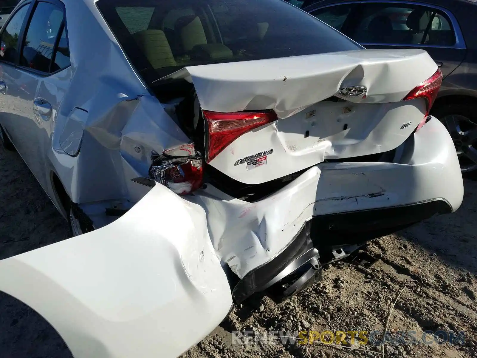 9 Фотография поврежденного автомобиля 5YFBURHE9KP867505 TOYOTA COROLLA 2019