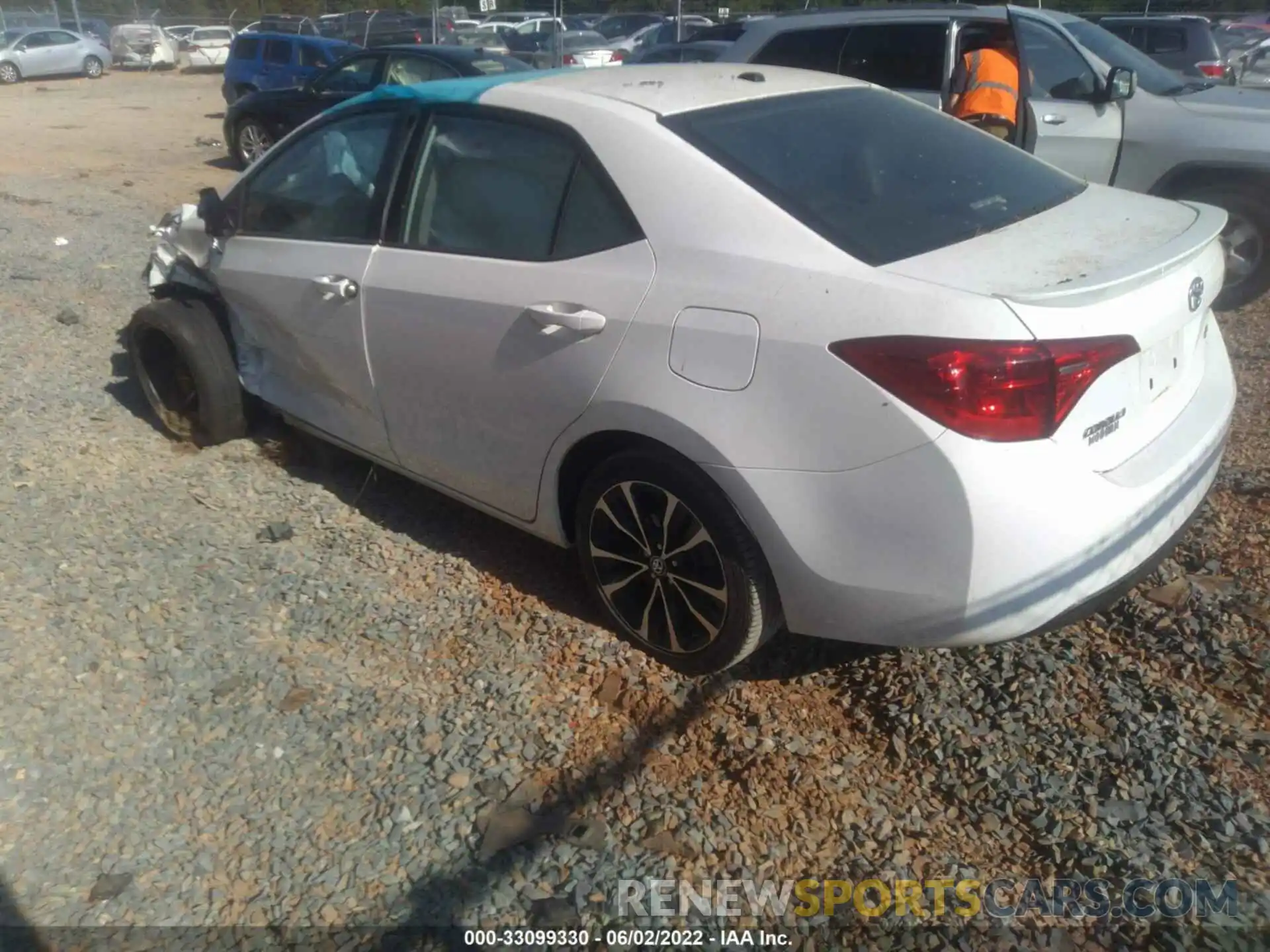 3 Photograph of a damaged car 5YFBURHE9KP868508 TOYOTA COROLLA 2019