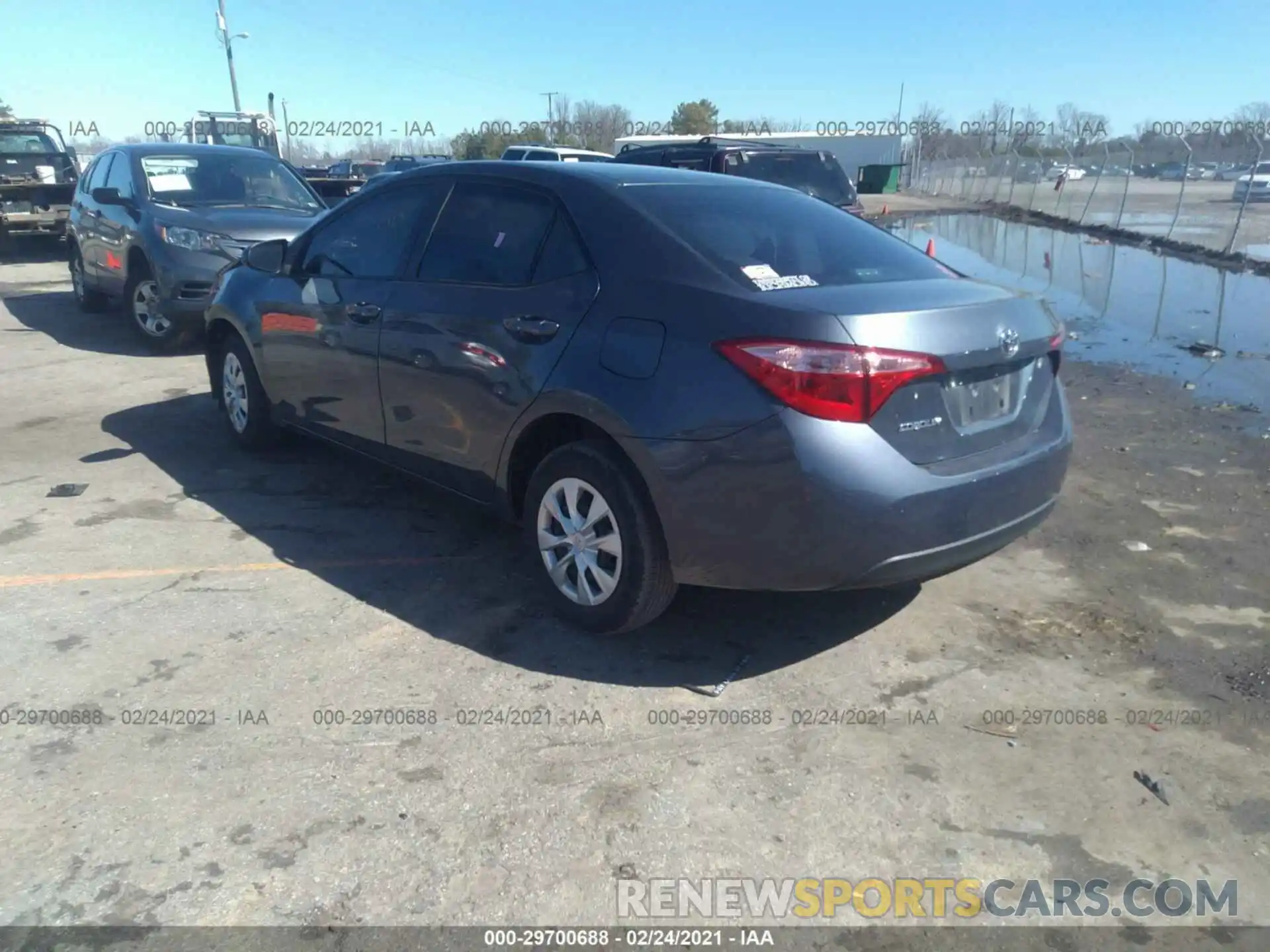 3 Photograph of a damaged car 5YFBURHE9KP868573 TOYOTA COROLLA 2019