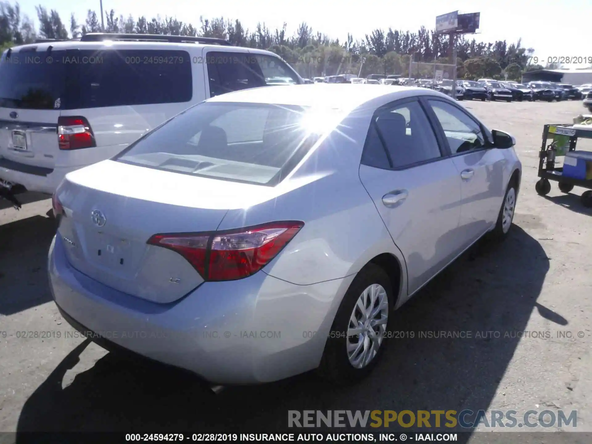 4 Photograph of a damaged car 5YFBURHE9KP868623 TOYOTA COROLLA 2019