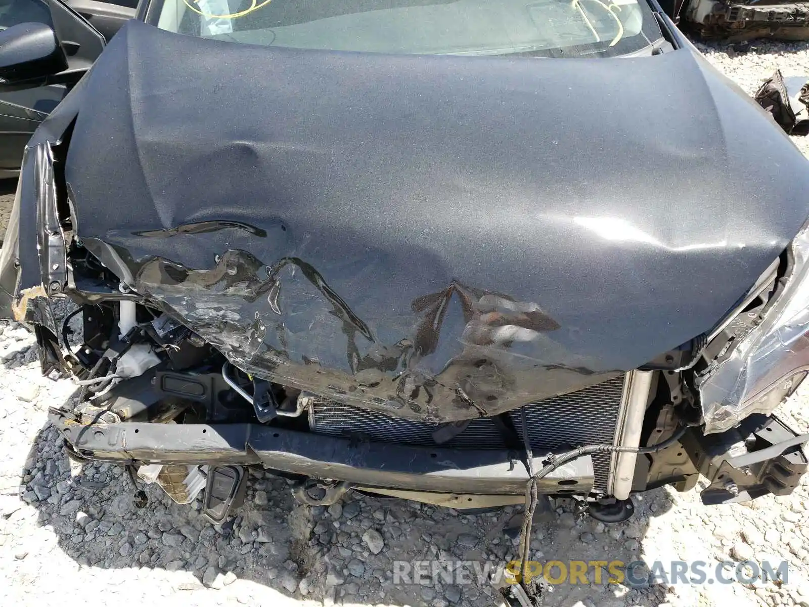 7 Photograph of a damaged car 5YFBURHE9KP869190 TOYOTA COROLLA 2019