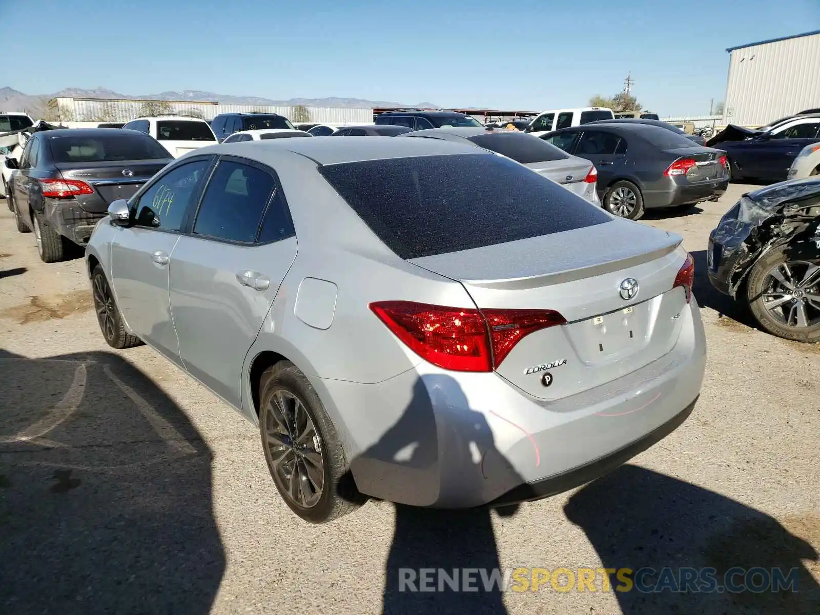 3 Photograph of a damaged car 5YFBURHE9KP869710 TOYOTA COROLLA 2019